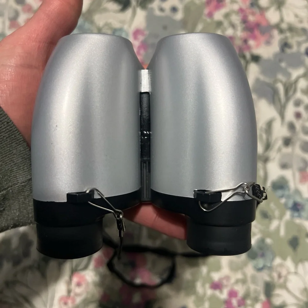 8x25 Compact Binoculars - Silver & Black